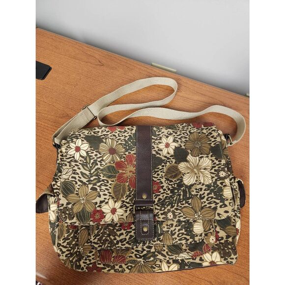 Caribbean Joe Messanger bag with Canvas Exterior. Floral pattern - Picture 1 of 8